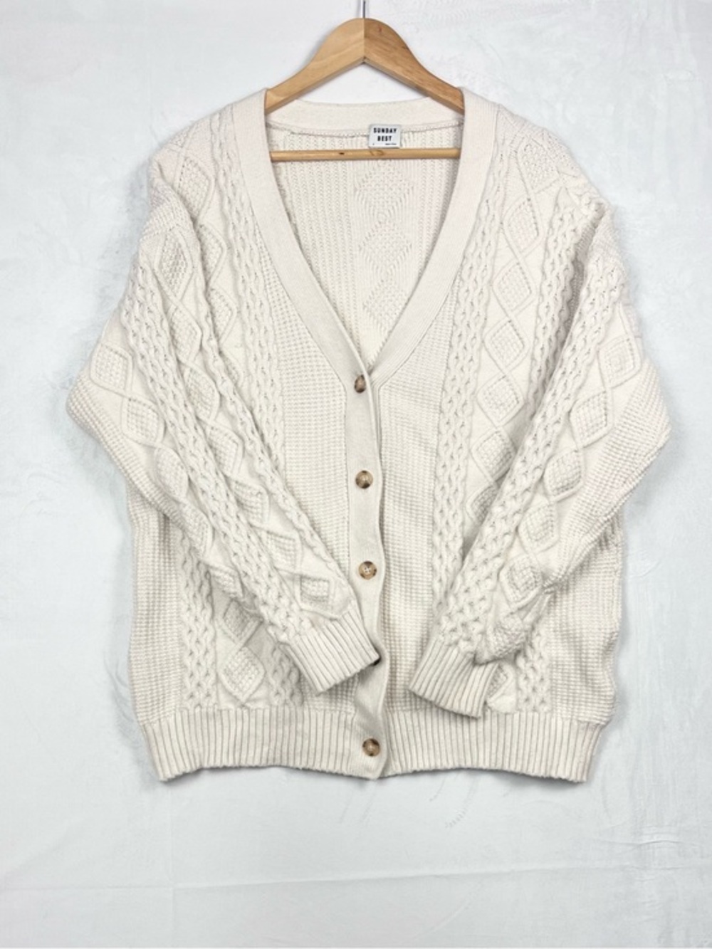 Sunday Best Aritzia Oversized Cream Cable Knit Button Cardigan Size Small